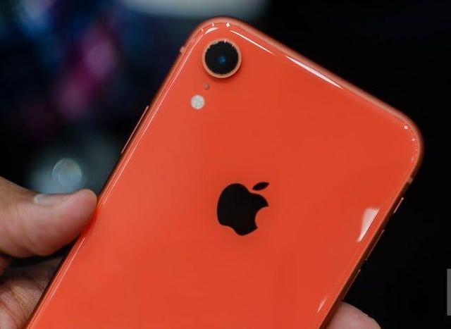 Iphone xr lacrado ( estudo troca por outro iphone )