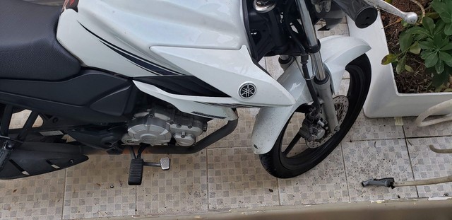 VENDO MOTO YAMAHA FAZE 2014
