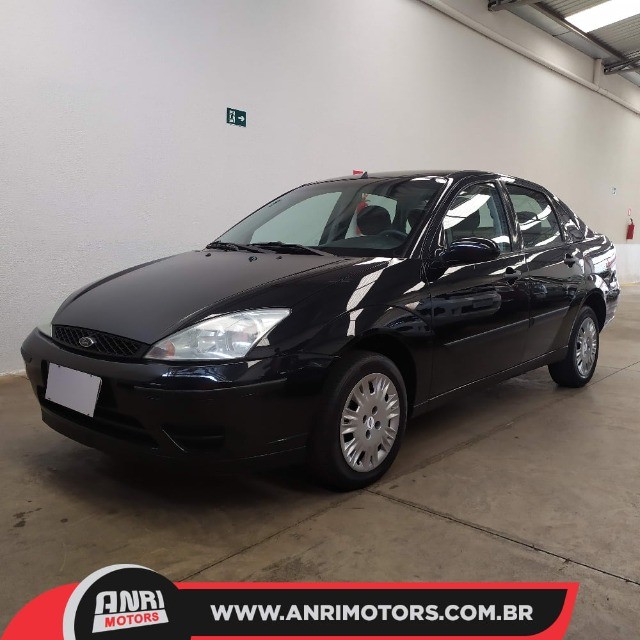 FOCUS SEDÃ 1.6 FLEX COMPLETO