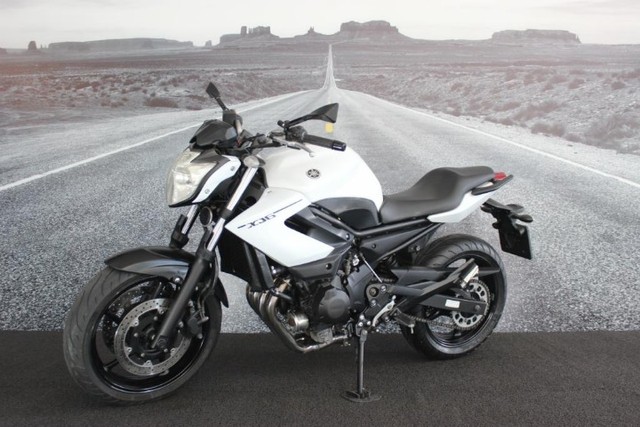 YAMAHA XJ6 N 2013