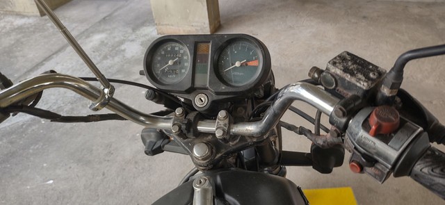 MOTO HONDA CB 400