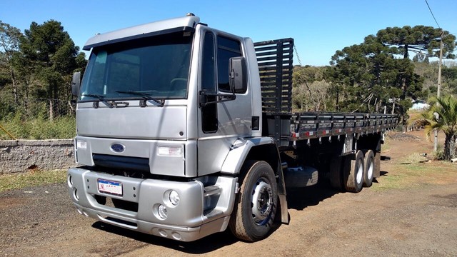 FORD CARGO 2422E 2008 PRATA