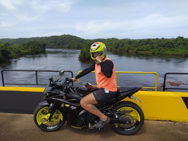 MOTO YAMAHA R3