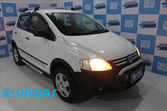 VOLKSWAGEN CROSSFOX 1.6 MI FLEX 8V 4P MANUAL