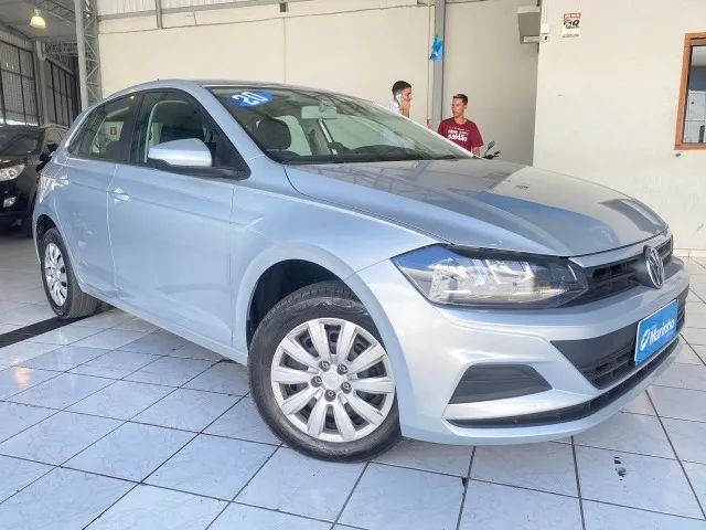 Polo Mca - motor 1.0 - 2020 - Carro extremamente novo - completo - baixo Km