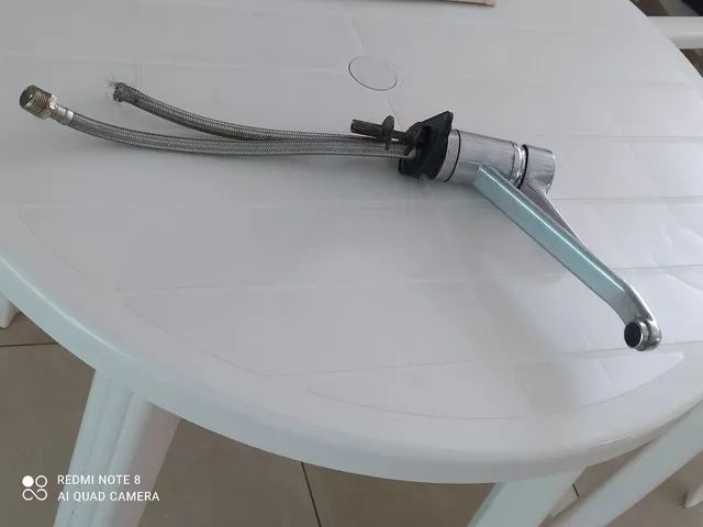 Vendo torneira duplocomando usada docol - Foto 4
