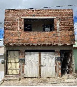 Casas e apartamentos com 4 quartos à venda - Garanhuns, Pernambuco