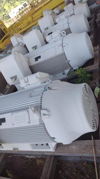 Grande Oferta/ Motor 350 Cv Weg Novo - Foto 2