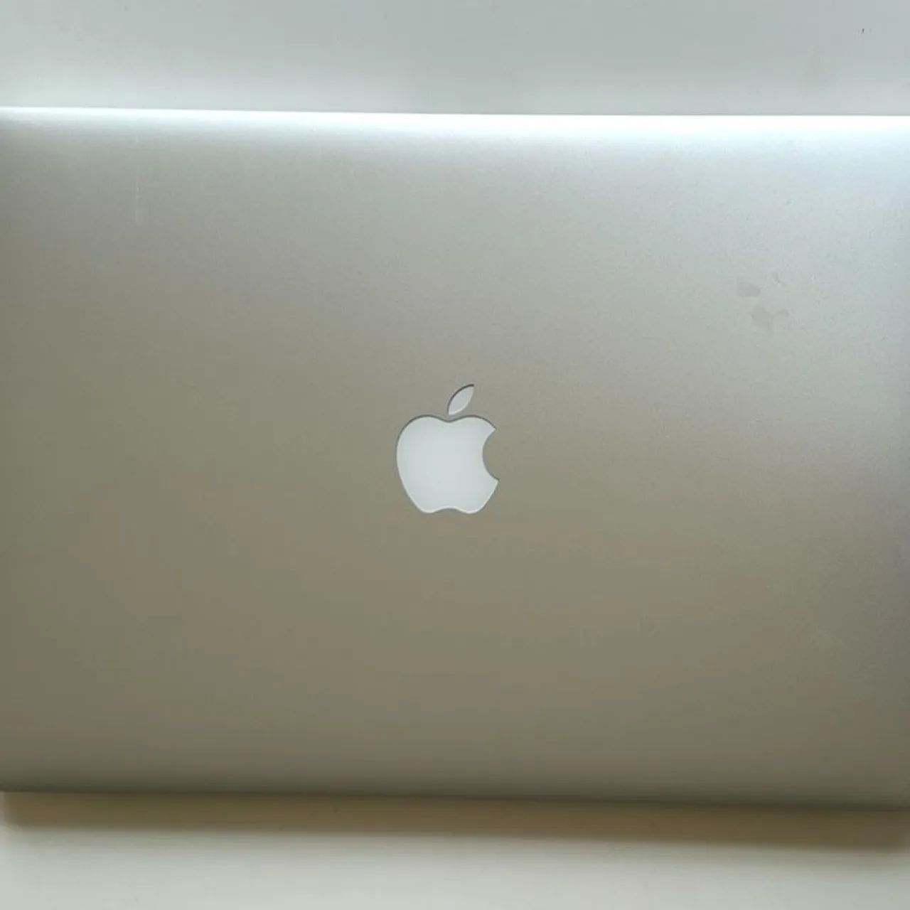 MacBook Pro i7 15 mid 2015 - 16gb ram - bateria nova - Foto 2