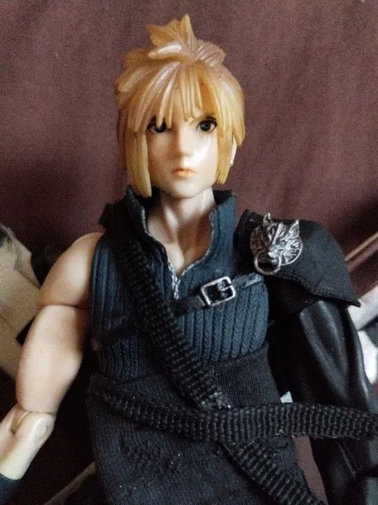 Play arts Cloud Strife advent children custom  - Foto 2