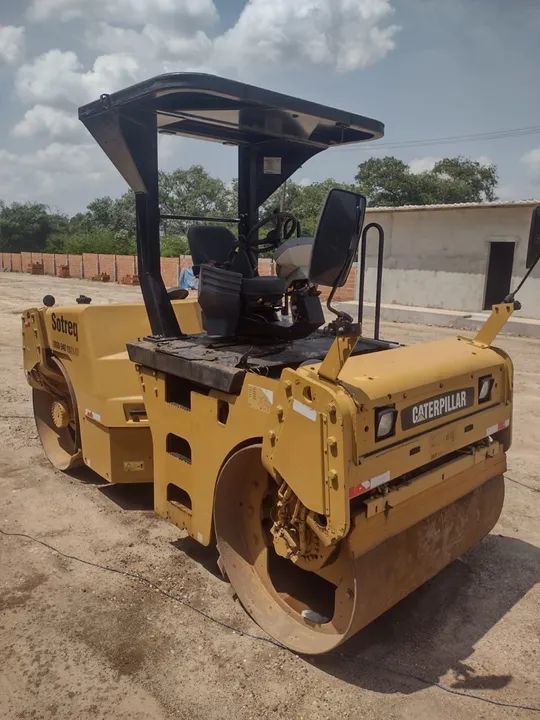 TODAS MAQUINAS DRENAGEM E ASFALTO! - Foto 3