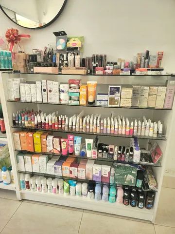 Móveis para loja de maquiagem/cosmeticos - Equipamentos e mobiliário -  Jardim Novo Mundo, Goiânia 1257353231