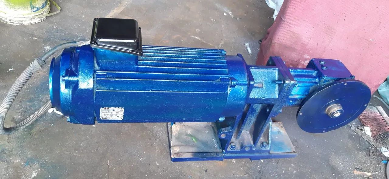 Vende se um motor camaleáo weg 10 cv rot 3.575  - Foto 2