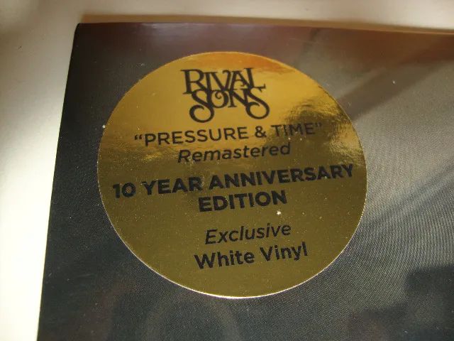 Lp - Vinil - Rival Sons - Pressure & Time ( White Vinyl ) 10 Year Anniversary Edition - Im - Foto 2