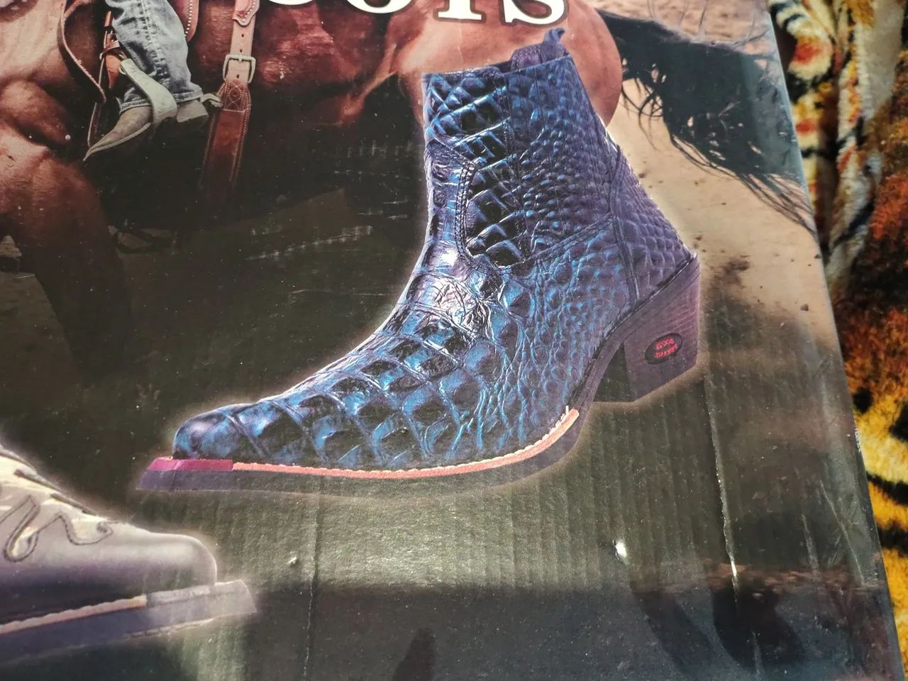 250,00Botas de couro azul exótico - Foto 3