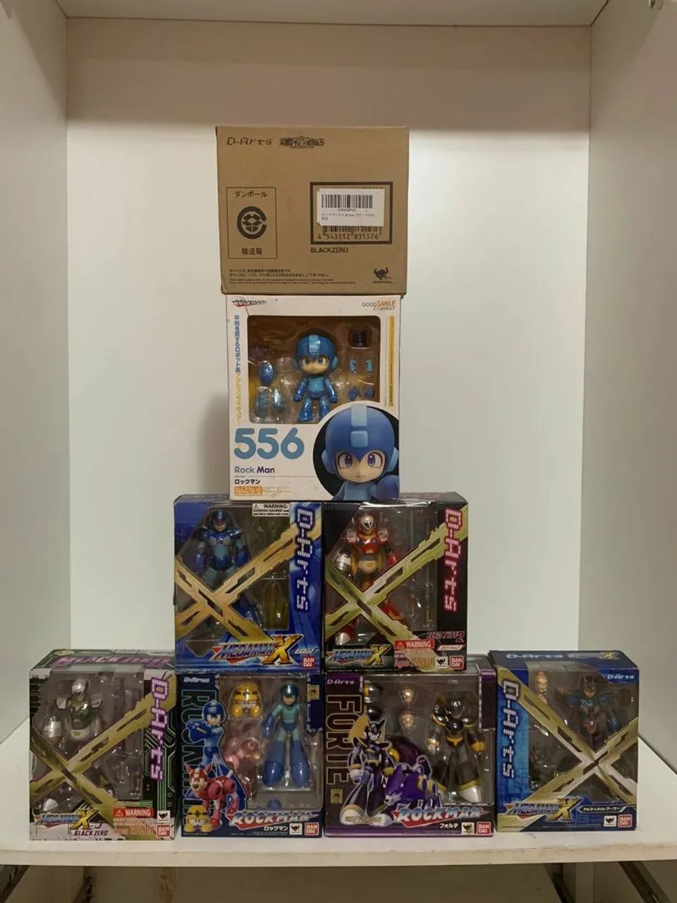 Coleção de Action Figures Mega Man D-Arts