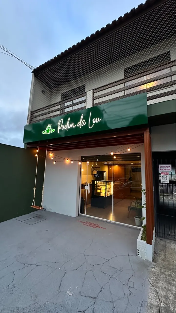 Alugo loja + ponto completo! Cafeteria, confeitaria - Reformada e pronta para uso