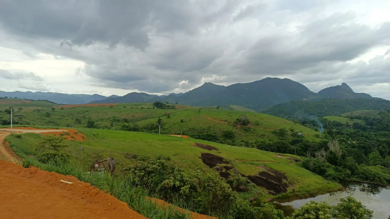 Lindo LOTE para venda com 1282m2 em no Condomínio Fechado Faz Barão do Império