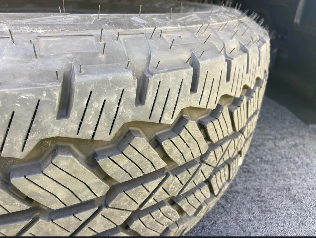 04 PNEUS 255/70 r17
