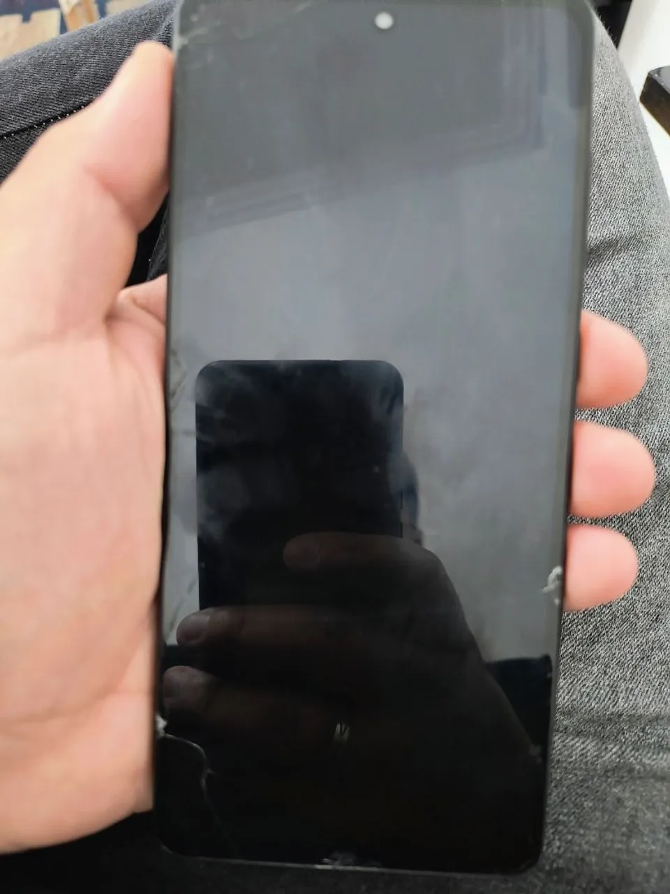 Galaxy A71. Funcionando 100%. Tela trincada.