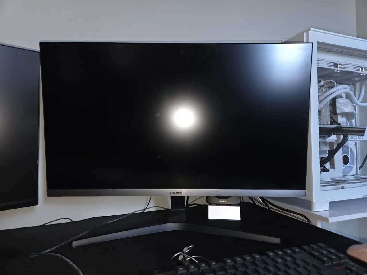 Samsung Ur55 28 polegadas 4k