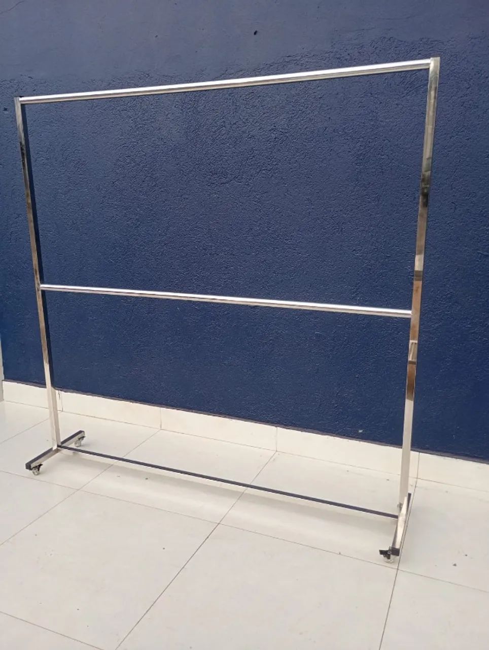 Arara inox 1.80x1.80 com divisória.. - Foto 4