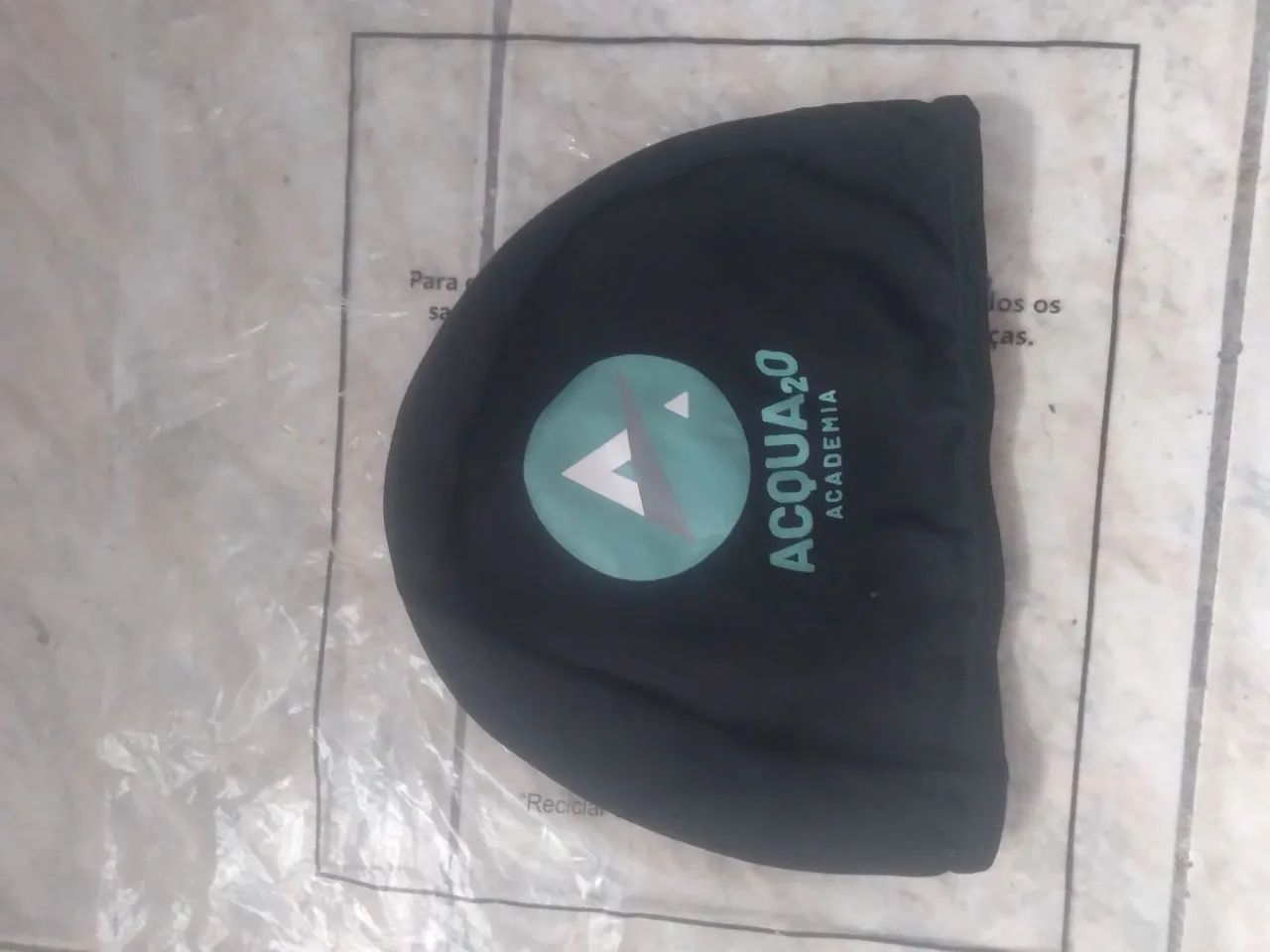 Touca para natação,nova,ACEITA TROCA - Foto 2
