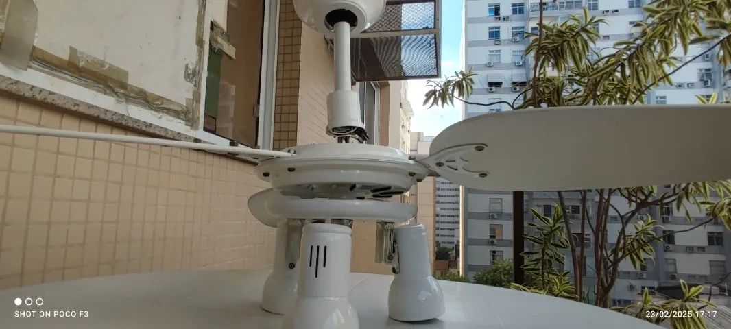 Ventilador de teto Tron Branco 3 pás de mdf e 3 spots - Foto 3