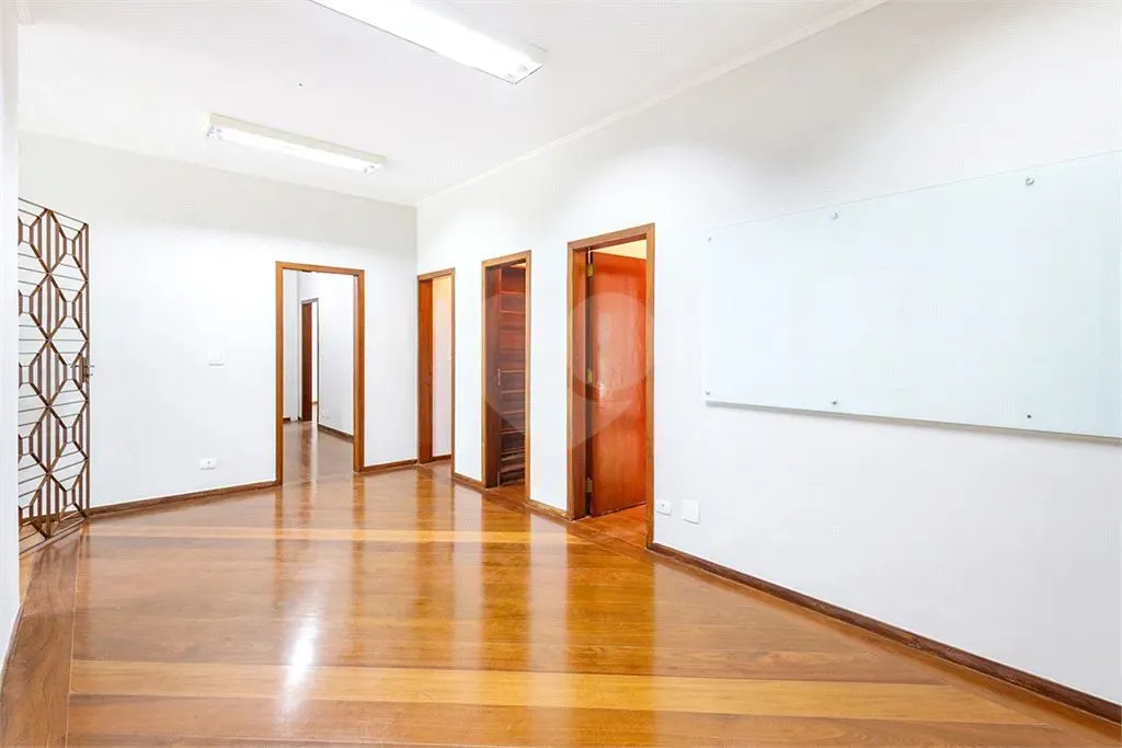 Casa com 4 quartos para locação em Vila Madalena - SP