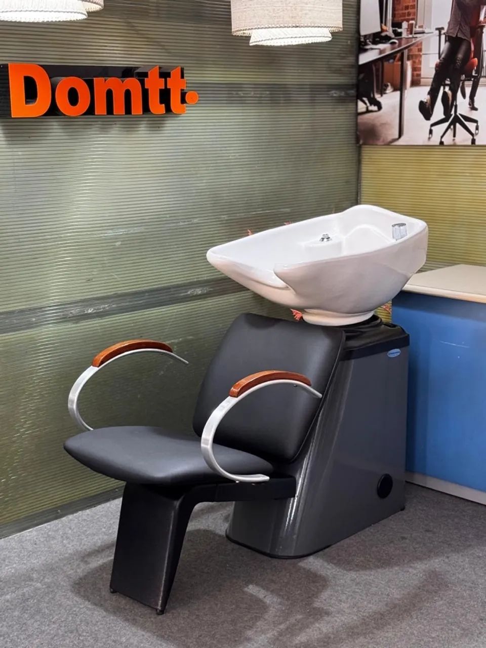 Cadeira Lavatório Ferrante Cuba de Louça  - Foto 2