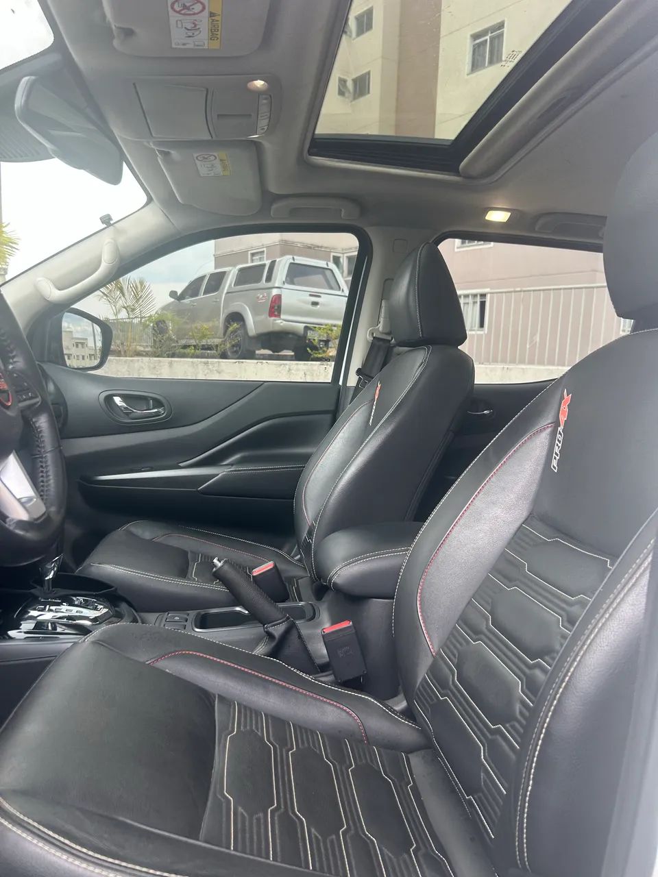 Nissan Frontier Pro4x CD 4X4 2.3 Bi-TB Die. AUT 2024