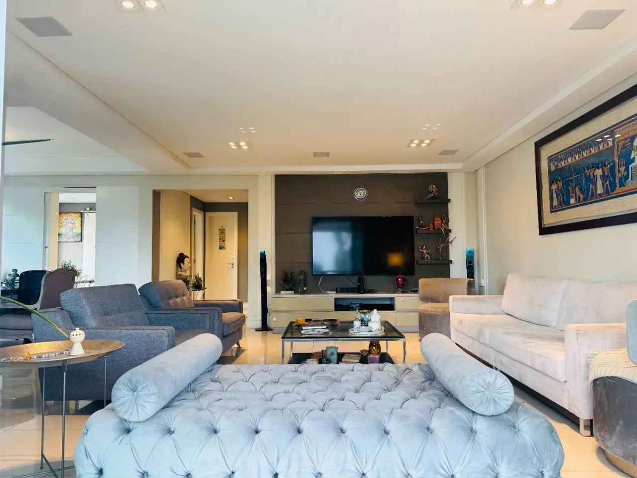 Apartamento tipo para venda com 4 quartos, sendo 3 suítes, 215m²