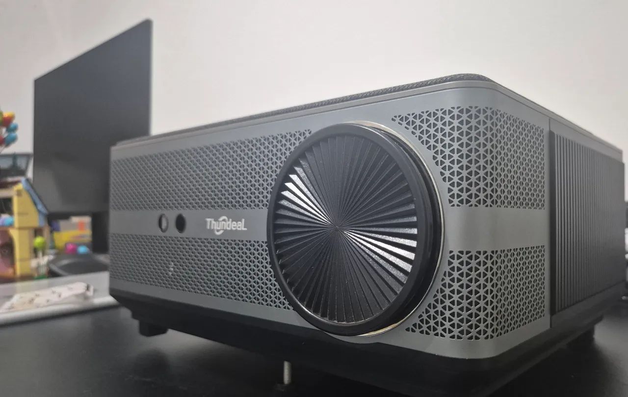 Projetor Thundel TD98