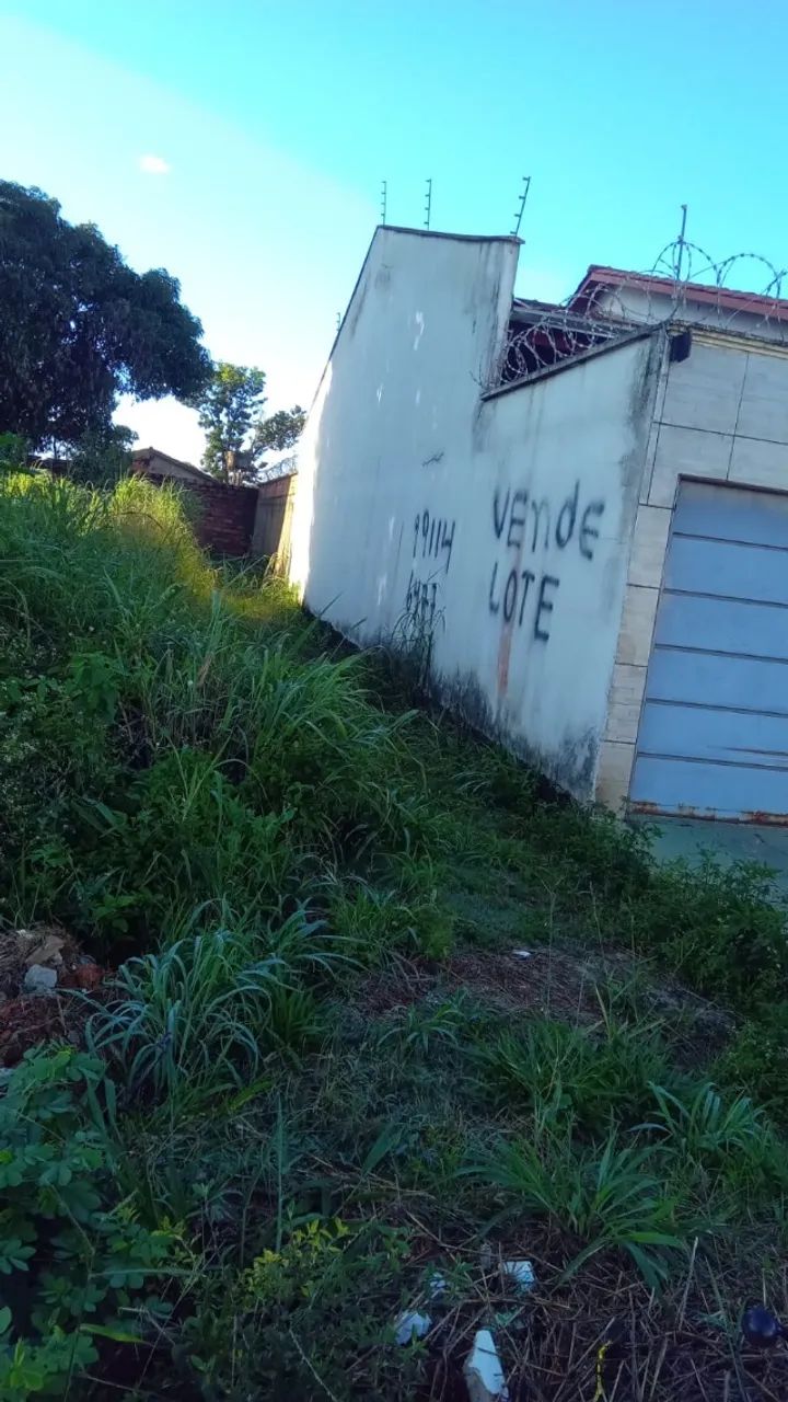 Vendo lote em Aparecida de Goiânia, rua asfaltada ksa dos dois lado. 100,000,00 