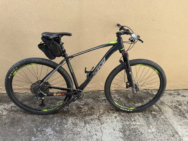 Bicicleta Oggi 7.5 Quadro 19