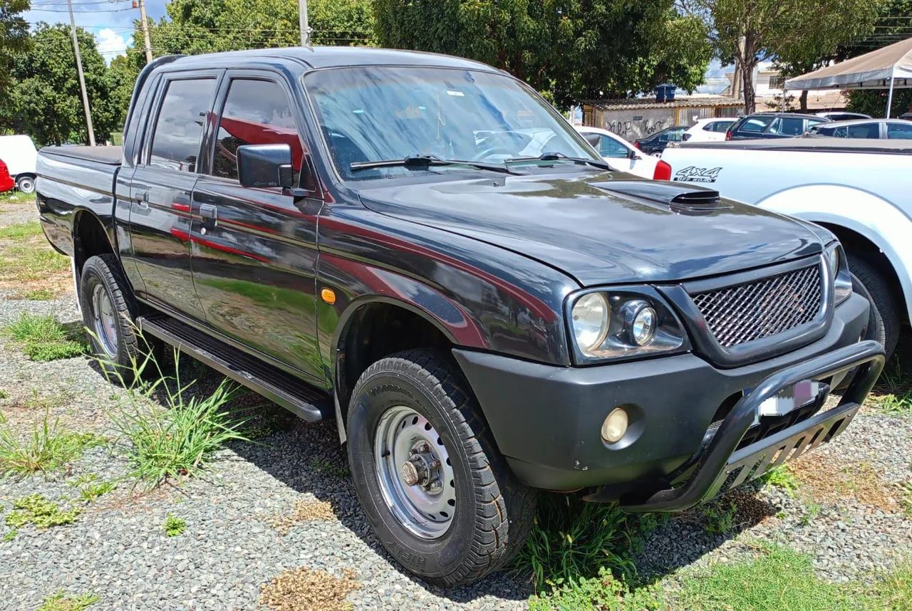 MITSUBISHI L200 GL  - Foto 3