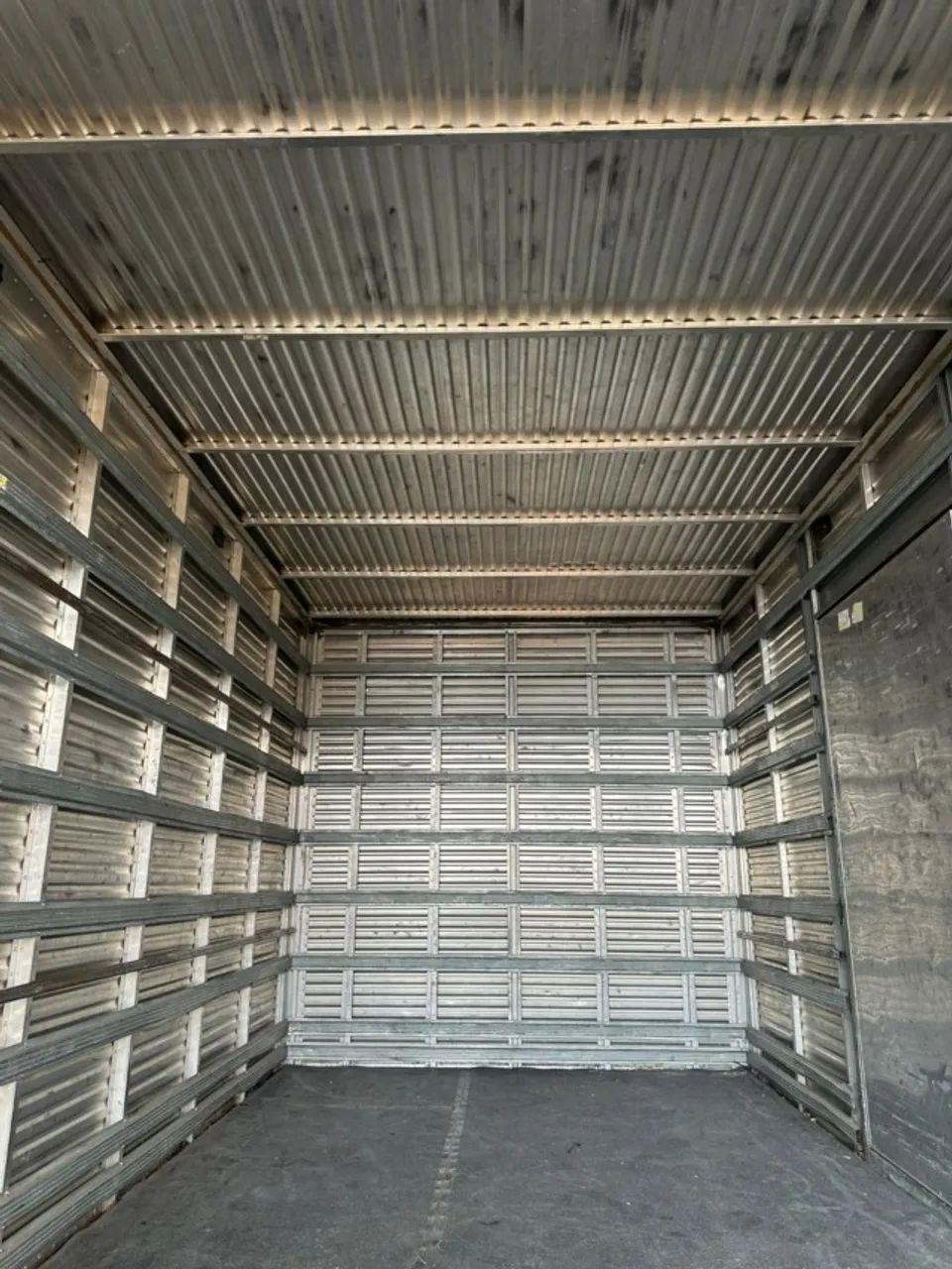 IVECO 35S14 BAÚ - CATEGORIA B |  2016/2017 - Foto 11