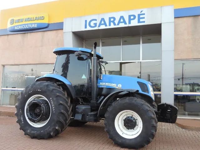 Trator New Holland T7.245 - Cabinado