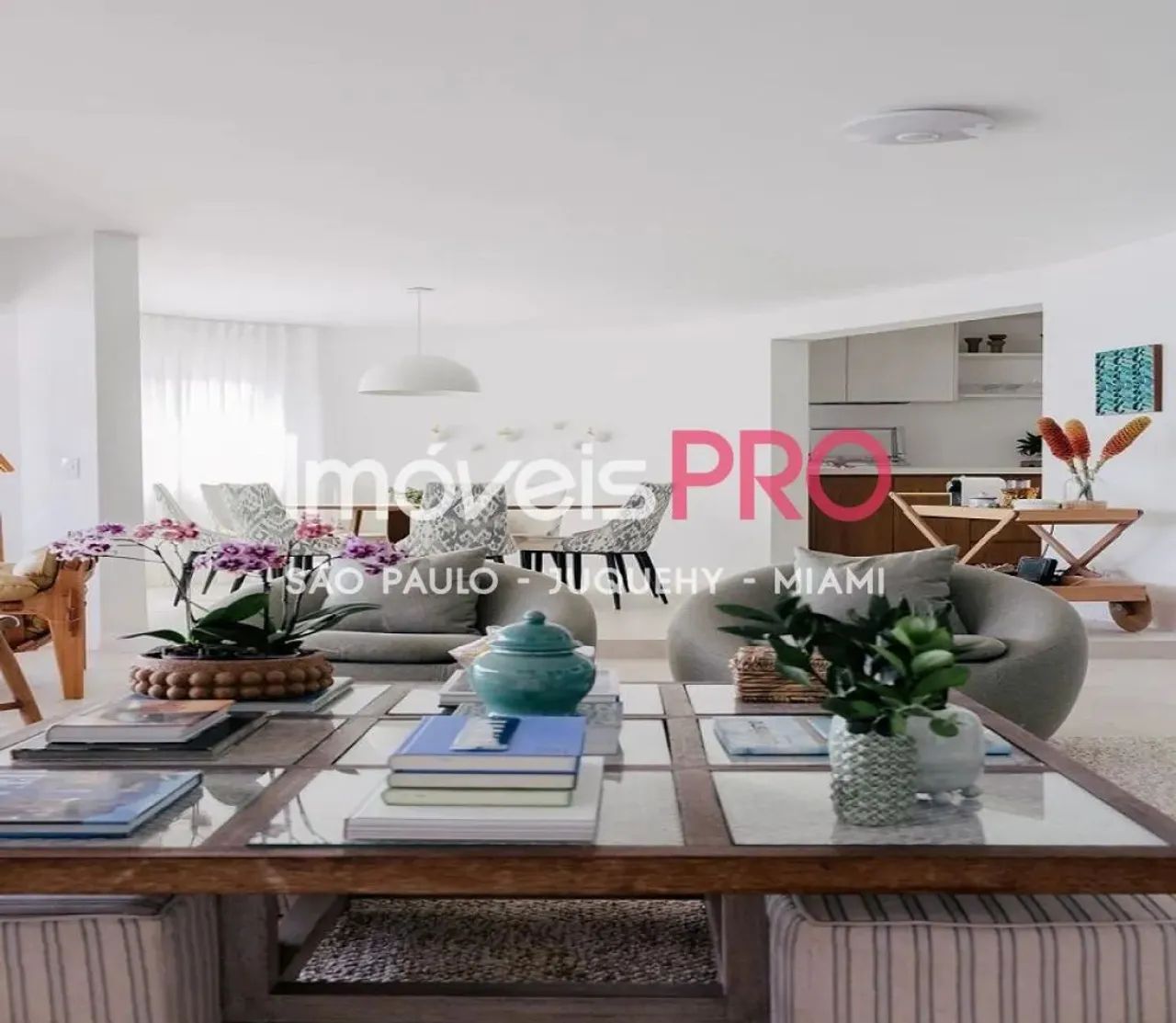 Apartamento altíssimo padrão no Guarujá, Praia da Enseada, totalmente reformado e mobiliad - Foto 2