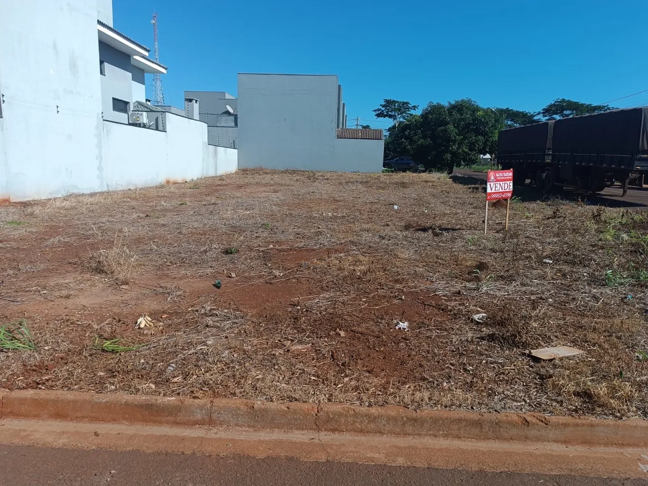 Vendo Terreno esquina