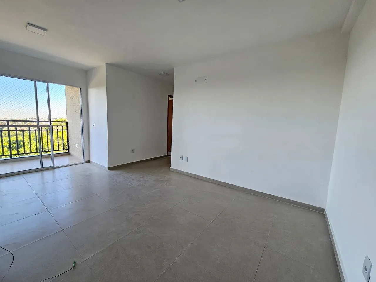 Imóvel para aluguel com 69 metros quadrados com 3 quartos