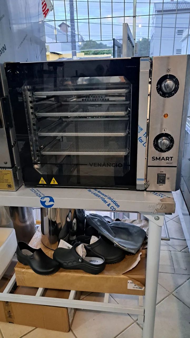 A. Forno smart convector Venâncio 