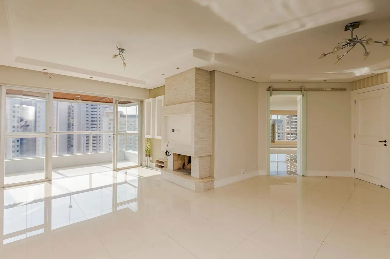 Espetacular Apartamento 4 quartos, 2 suítes e 1 demi suíte com 3 vagas de garagem - BatelU