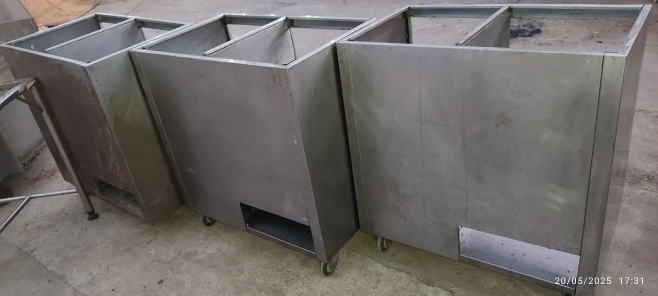 Armário inox industrial MULTUSO 90x57cm com rodas"LEIA" - Foto 5
