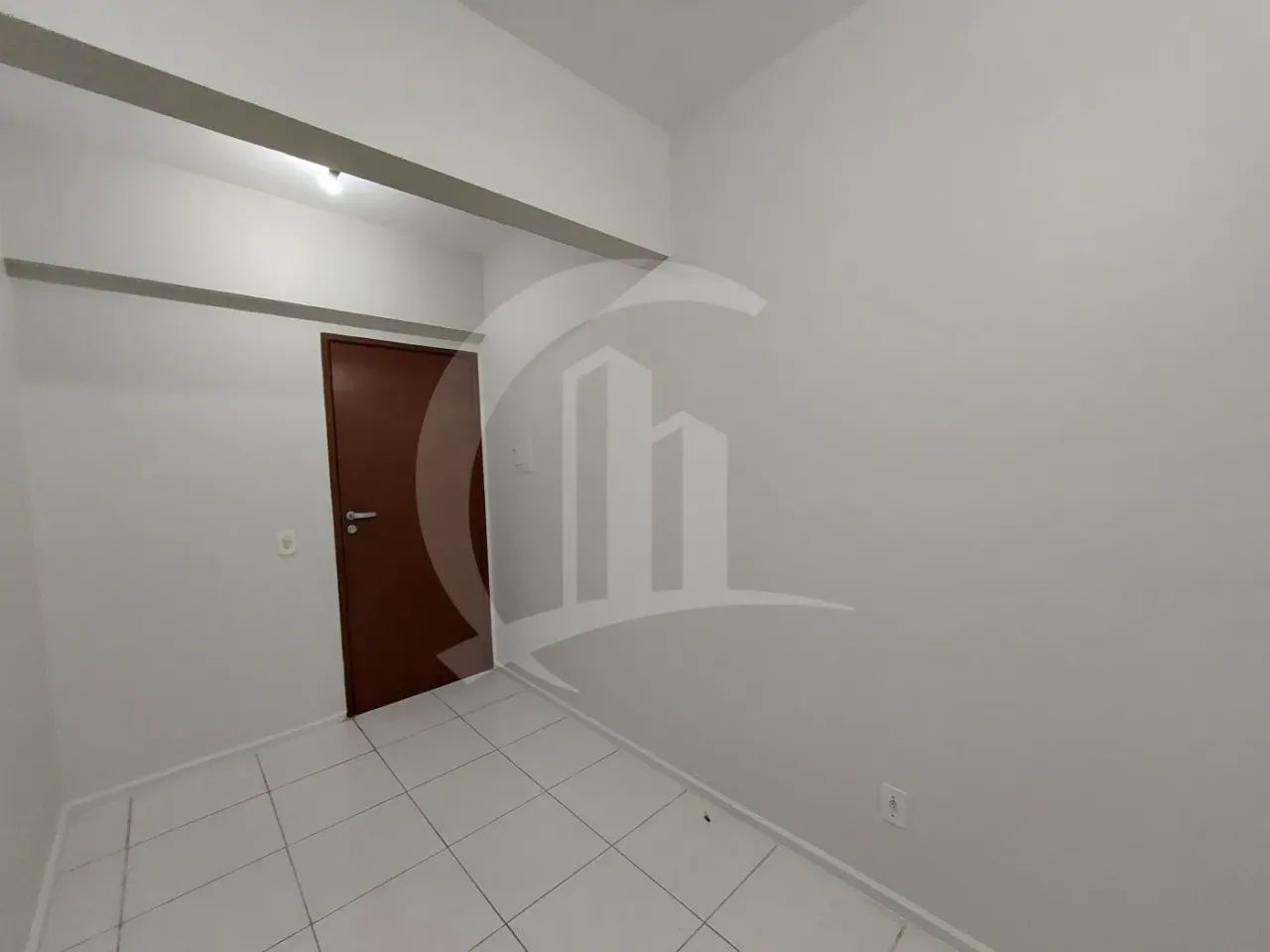 Sala para locação no Edifício Oviedo Teixeira. - Foto 4