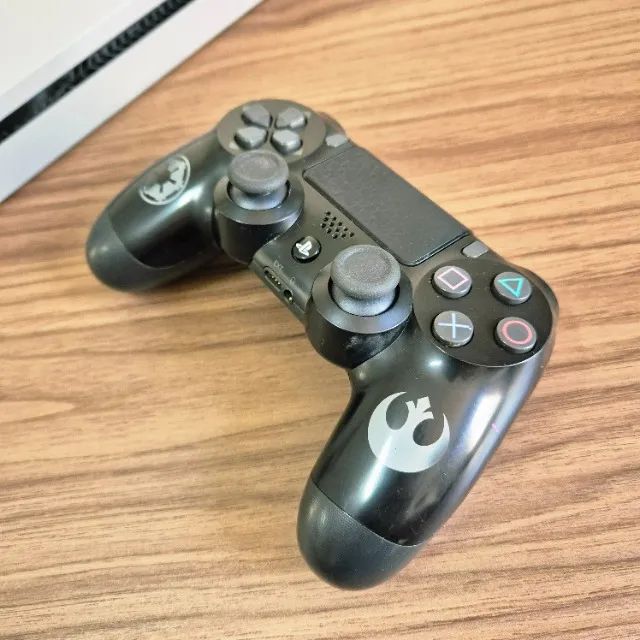 Playstation 4 (SLIM, 01 TB): Edição Star Wars + 06 meses Garantia !!! - Foto 3