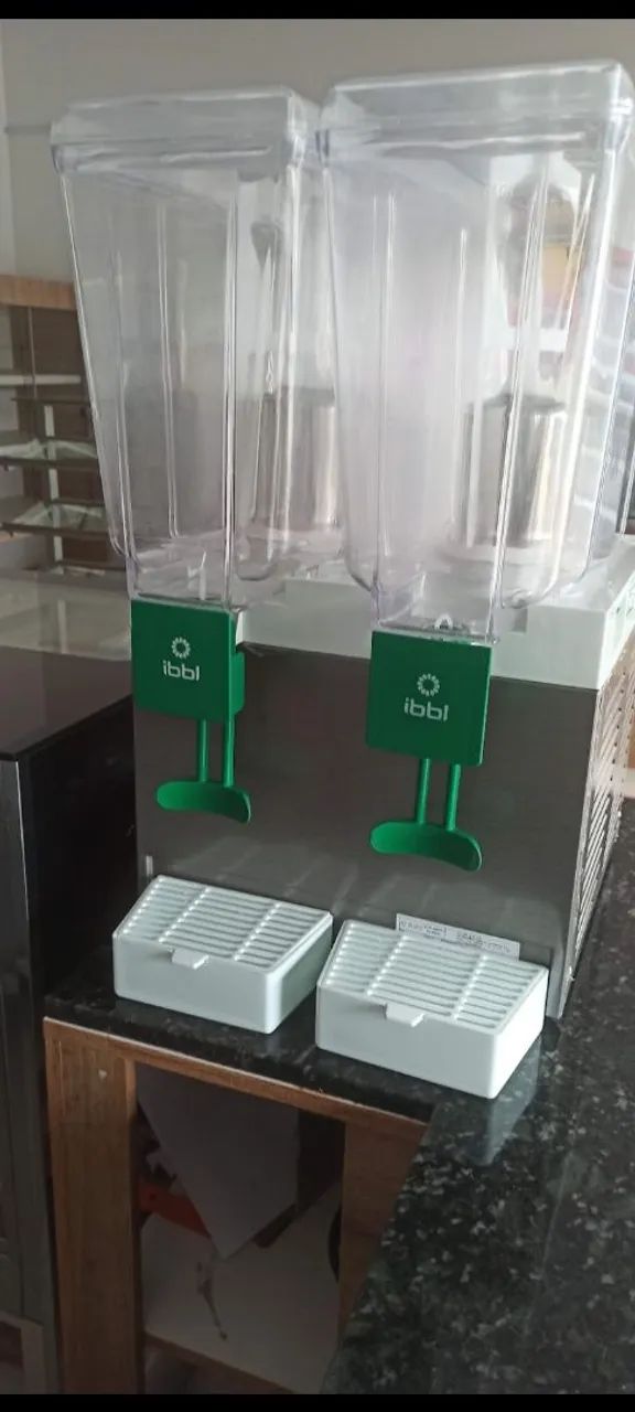 Refresqueira ibbl semi nova