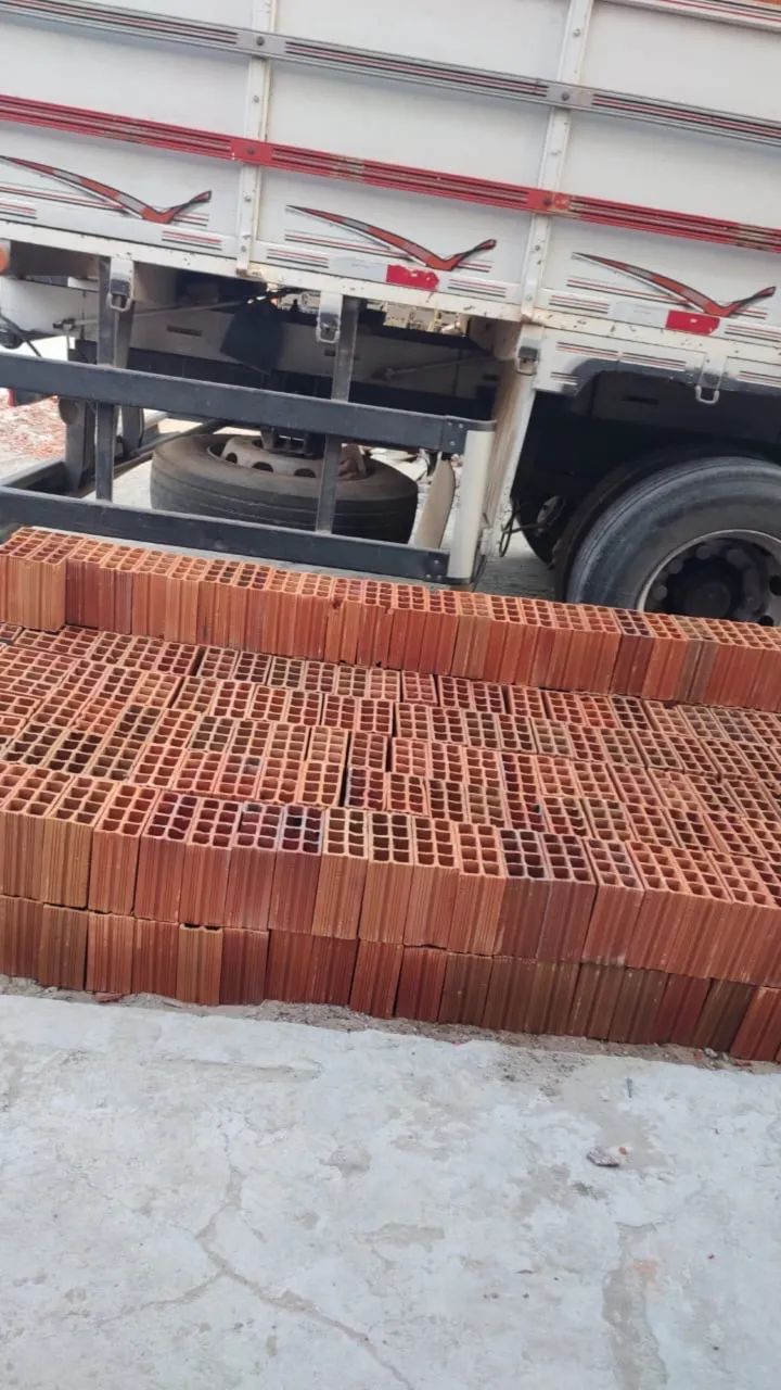 Tijolos com entrega na sua obra em Fortaleza 