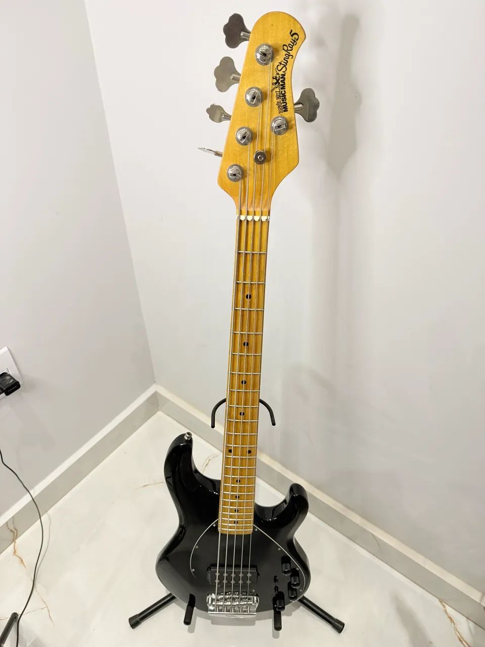 MUSICMAN StingRay 3EQ (USA) 2008年製 used】Ernie Ball Music Man / Stingray BLK 3EQ 2008 4.270kg #E64293