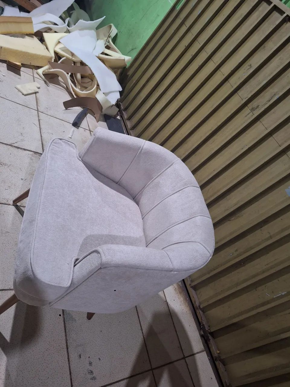  Poltronas charme somente por encomenda várias cores  - Foto 3